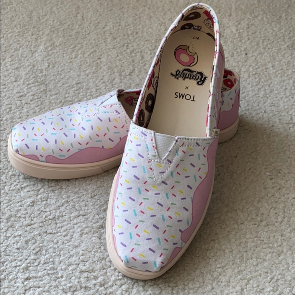TOMS Randy's Donut Sprinkles Canvas Espadrille